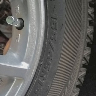 スタッドレスタイヤ（アルミホイール、タイヤ　４本セット）　軽自動車用-GANZO　ブライドルレザー2つ折り財布