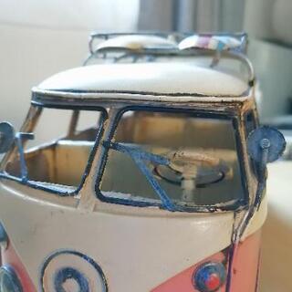 【お取引が決まりました】車のブリキのおもちゃ【インテリア】【ワーゲンバス風、海外バス】【レトロでおしゃれなインテリアにも】
