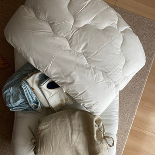 ニトリのシングル布団（敷掛け布団）と枕