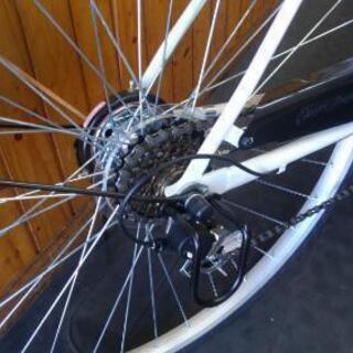 終了です。新車 27インチ 白色 6段切り替え付き シティーサイクル