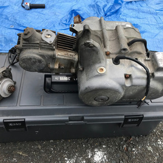 取引完了しました！マグナ50 エンジン 実働外し 室内ストック セルモーター付き 取引完了しました！マグナ50 エンジン 実働外し 室内ストック セル