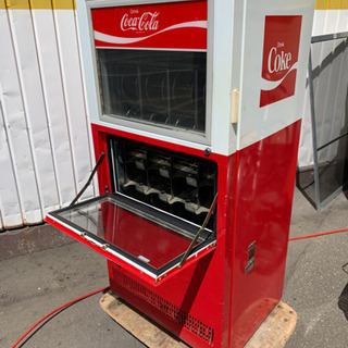 コカコーラ 冷蔵庫 とても古いですが冷えます 中古 【公式通販】
