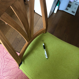 美品ダイニングテーブル木製