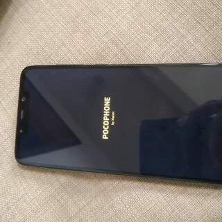 【ケース付】Xiaomi Pocophone F1 6GB Ra...