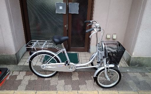 美品☆BRIDGESTONE minna[ミンナ]三輪車 前16吋/後20吋(シルバー)