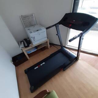 電動ルームランナー 折りたたみ式　MAX１６km