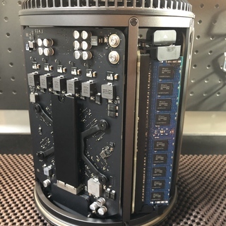 ☆美品 Mac Pro Late 2013 最高12コア!!! RAM 32GB Apple 純正品 256GB