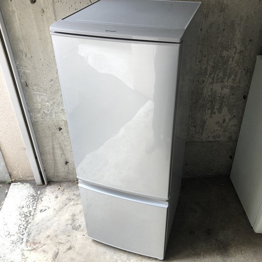 2022春の新作 シャープ　2ドア冷蔵庫　１６７L シルバー　２０１６年 冷蔵庫