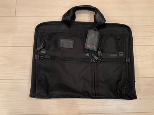 TUMI  カバン