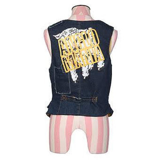 Vivienne Westwoodアングロマニアのベストとパンツのセットアップに 