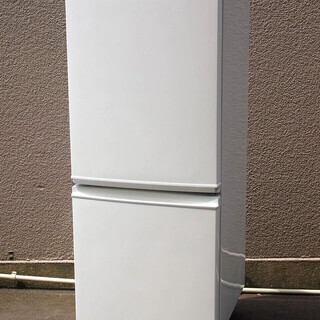 31【6ヶ月保証付】美品 シャープ 137L 2ドア冷凍冷蔵庫 SJ-D14B-W