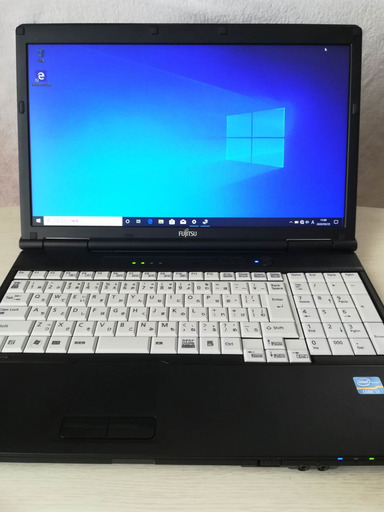 ノートパソコン(B) 富士通 LIFEBOOK A572/E CPU:core i3 メモリ:4GB HDD:160GB OS:Windows10Pro(64bit) 15.6型 無線LAN有(Wi-Fi子機アダプター付き)