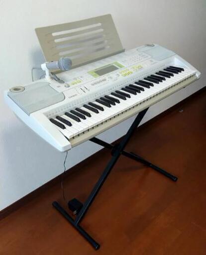 売り切れました‼️CASIO 光ナビゲーション電子ピアノ LK-202TV (たくちゃん) 佐和の電子楽器の中古あげます・譲ります｜ジモティー