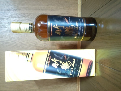 ニッカ 竹鶴 ピュアモルト 700ml (化粧箱付)