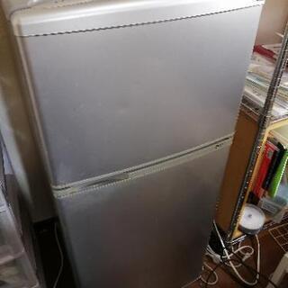 冷蔵庫譲ります。SANYO製112L