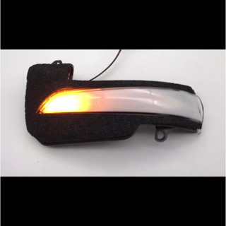 新型ハイラックス(gun125 )シーケンシャルミラーウインカー