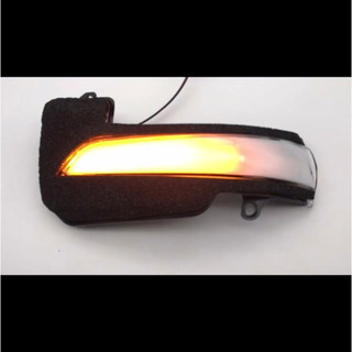 新型ハイラックス(gun125 )シーケンシャルミラーウインカー