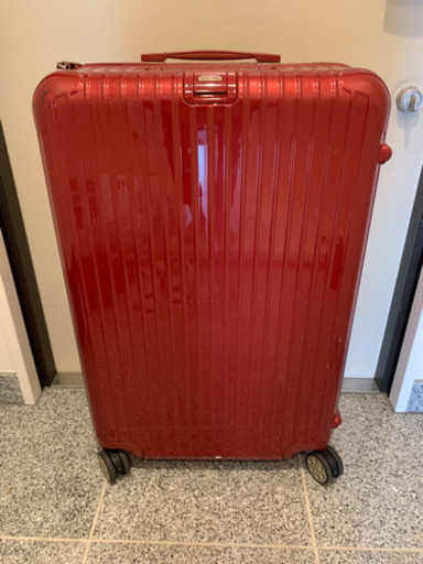 RIMOWA の　スーツケース