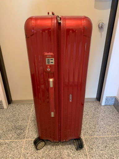 RIMOWA の　スーツケース