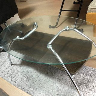 ニトリガラステーブル