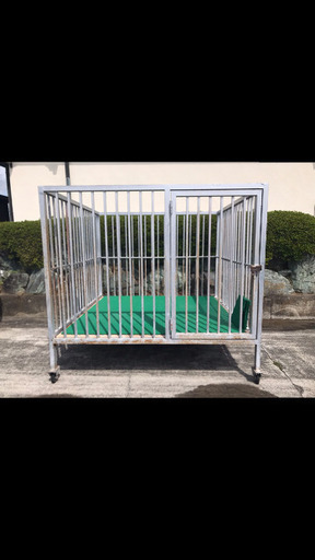 犬小屋　鉄製　キャスター付き　200×200