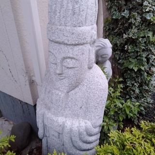 韓国の文官の石像