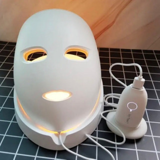 スキンブラン　プレミアム　LED美容マスク！