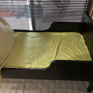 IKEA 子供用ベッドとマット