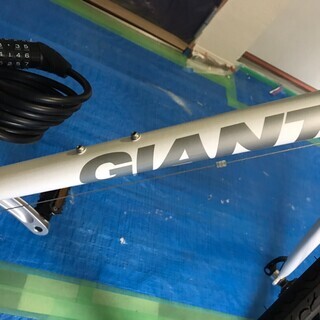 GIANT ジャイアント エスケープR3 2018年 適応身長160～175cm 