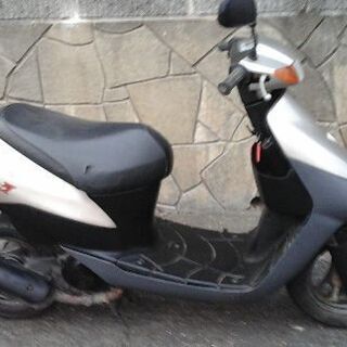 スズキ　レッツ2   50cc    キレイでエンジンもかかりますが部品取りとして !! スズキ レッツ2 50cc キレイでエンジンもかかりますが部品取りとして !!