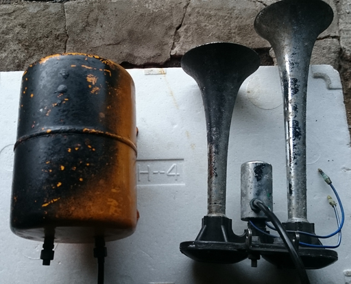 24V用コンプレッサー・エアータンク・ホーンのセット 24v エアー