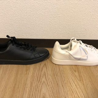 【美品】GU レザータッチスニーカー 黒と白 26cm 美品】GU レザータッチスニーカー 黒と白 26cm