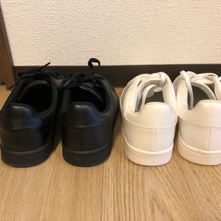 美品】GU レザータッチスニーカー 黒と白 26cm