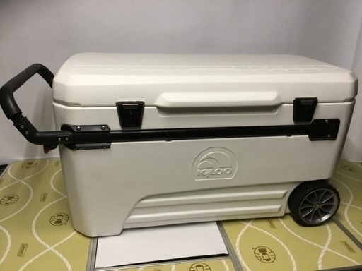【取引終了しました】★美品　大型クーラーボックス　イグルー　IGLOO 110QT Glide ホワイト　104 キャスター付き★