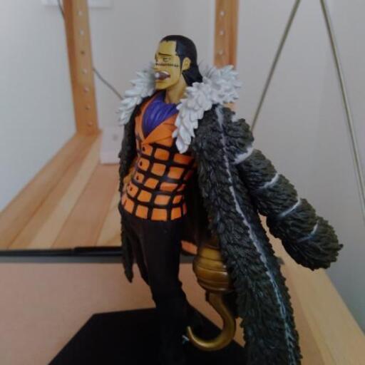ワンピース クロコダイル フィギュア 板垣菜津実 小田渕のフィギュアの中古あげます 譲ります ジモティーで不用品の処分