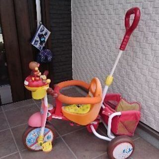 【取引中】５月末まで❕ アンパンマン 幼児用 三輪車 補助棒や足...