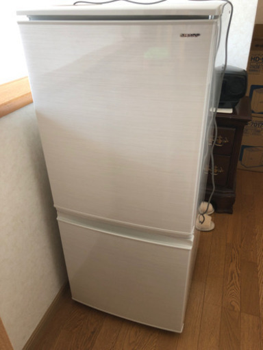 美品　シャープ　SJ-D14D-W ノンフロン冷凍冷蔵庫　2018年製