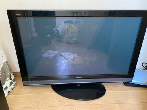 テレビ　HITACHI 42型