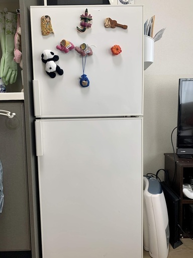 無印良品　電気冷蔵庫・１３７Ｌ 型番：ＡＭＪ‐１４Ｄ