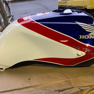 NC42 CB400SF タンク