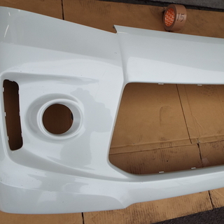 ＭＨ４４Ｓ　ワゴンＲスティングレー　Ｆバンパー　パールホワイト