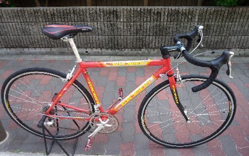 フォンドリエスト FONDRIEST
