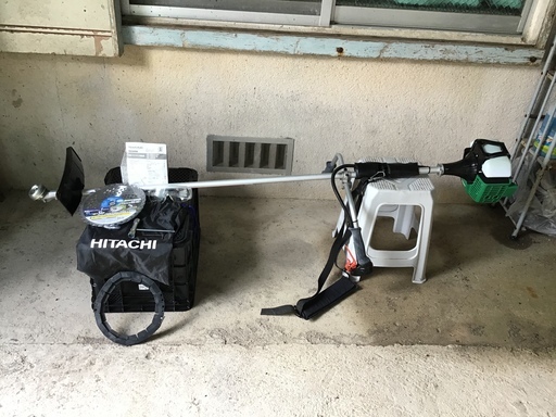 草刈り機