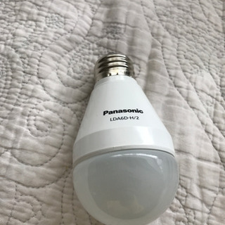 パナソニック　LED電球　60形相当　昼白色　26口金