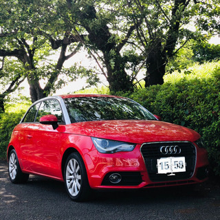 美車✨【アウディ　A1 スポーツバック　1.4TFSI】