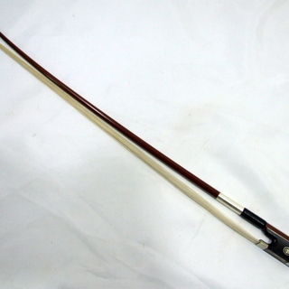 メンテ済み スズキバイオリン No330 分数 1/4 1981年 未使用弓 