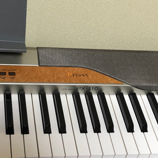 カシオ　電子ピアノ　PX-110