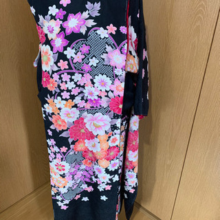 極上　振袖　花尽くし　黒地　金彩