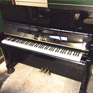 中古アップライトピアノ（アールウィンザーW112B）