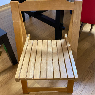 木製折り畳み椅子